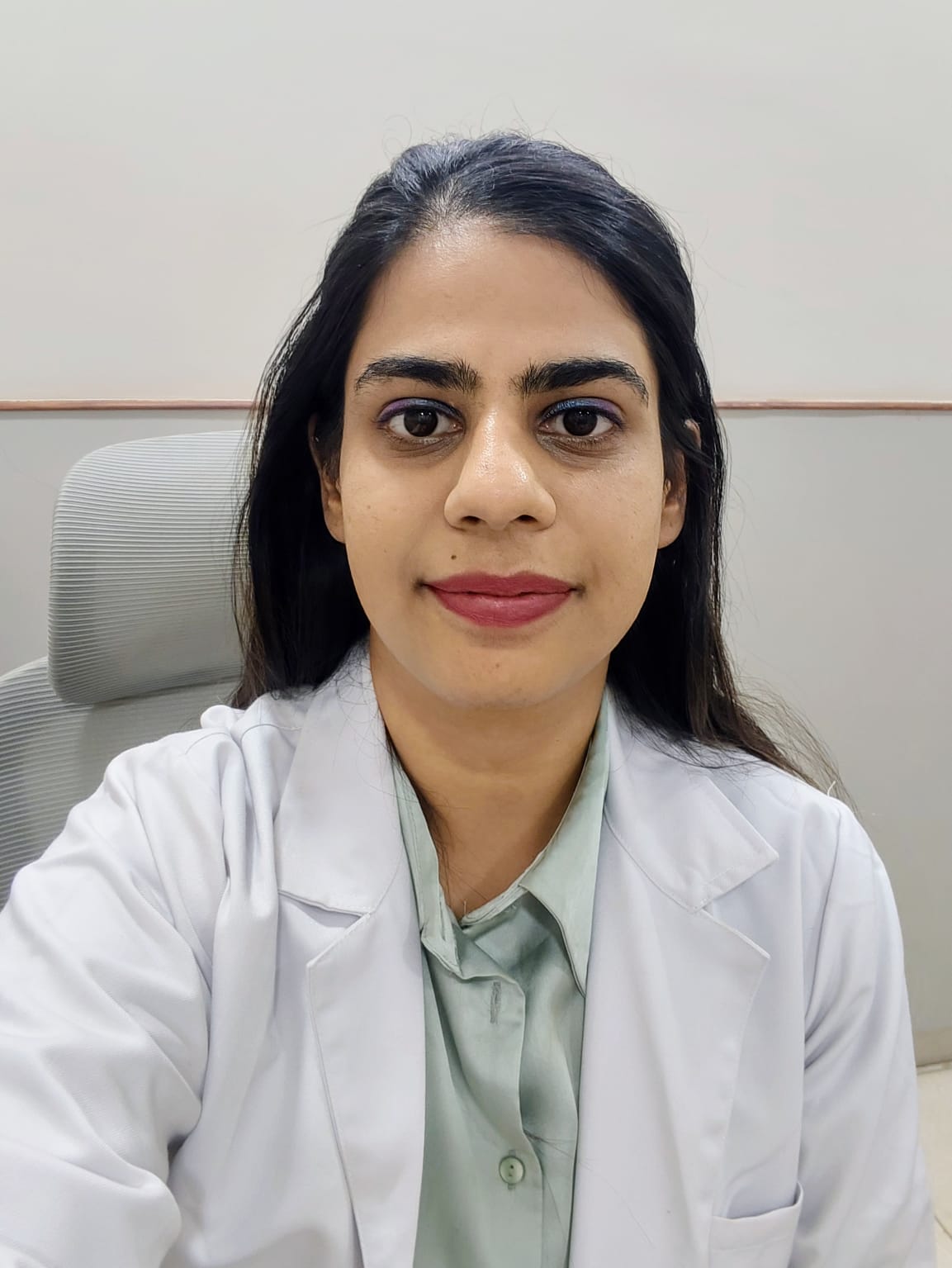 Dr. Akriti Makhija